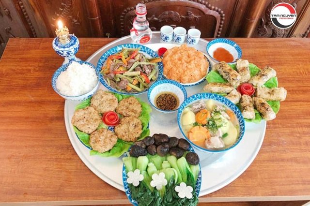 Văn Khấn 100 Ngày: Hướng Dẫn Chi Tiết Nghi Thức Chuẩn Xác