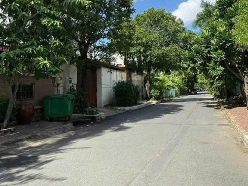 Bán biệt thự 350m2 khu 204 đường Nguyễn Văn Hưởng Thảo Điền