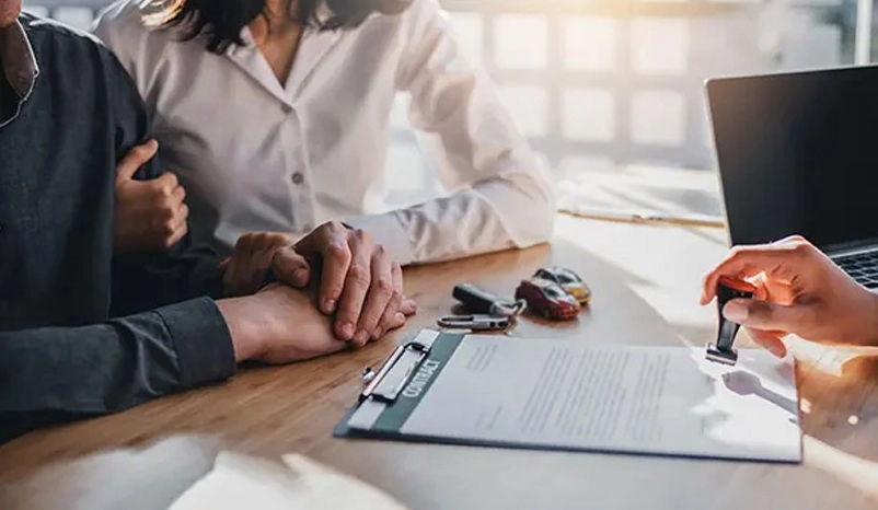 Bạn cần đọc kỹ điều kiện hồ sơ khi vay tín chấp