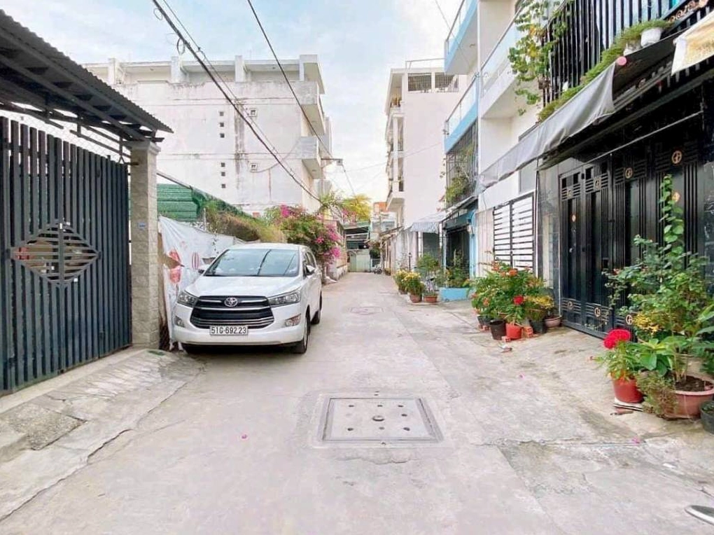 Bán gấp nhà đường Lê Đình Cẩn, Bình Tân, diện tích 56m2, giá hơn 1 tỷ