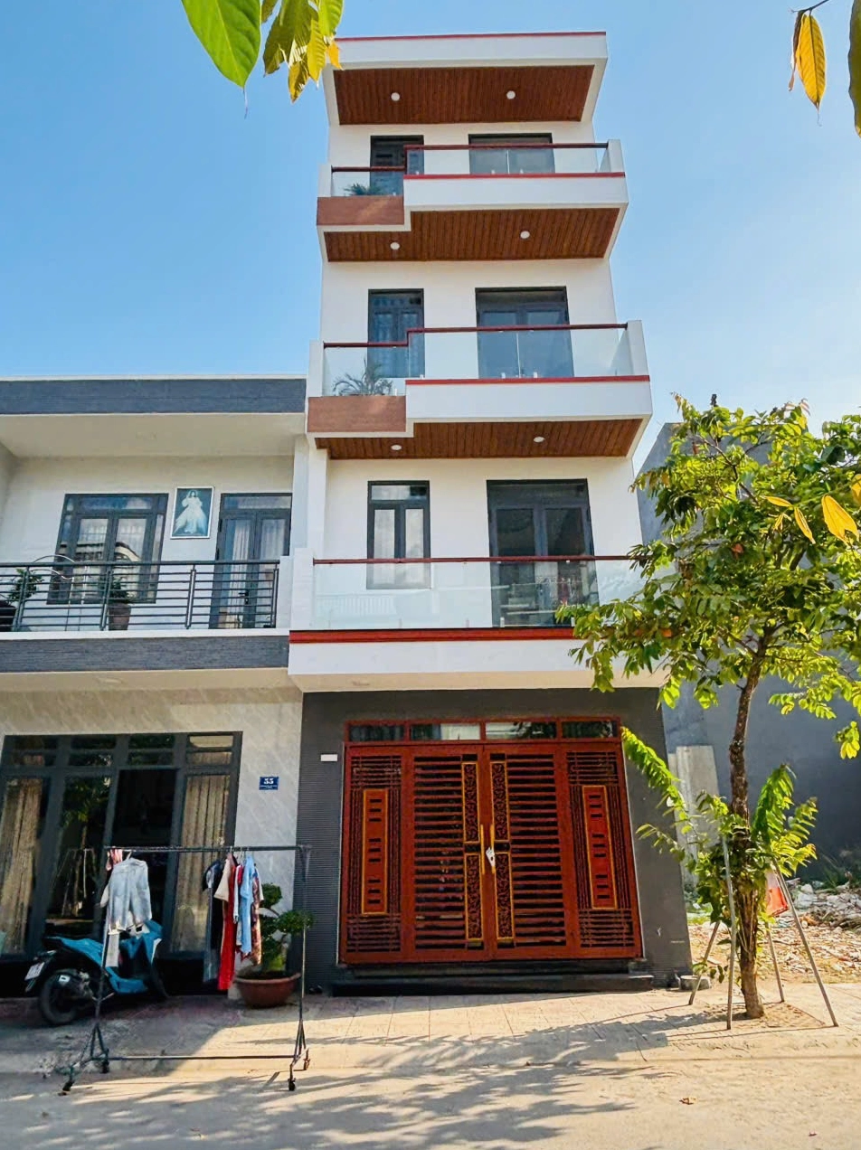 Bán nhà Đông Hòa Dĩ An nhà 4 tầng gần Làng Đại Học