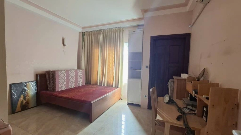 Bán nhà mặt phố Vân Canh, Nam Từ Liêm, vị trí vàng, nhà 5 tầng, 52m2, mt rộng, view hồ, 16 tỷ