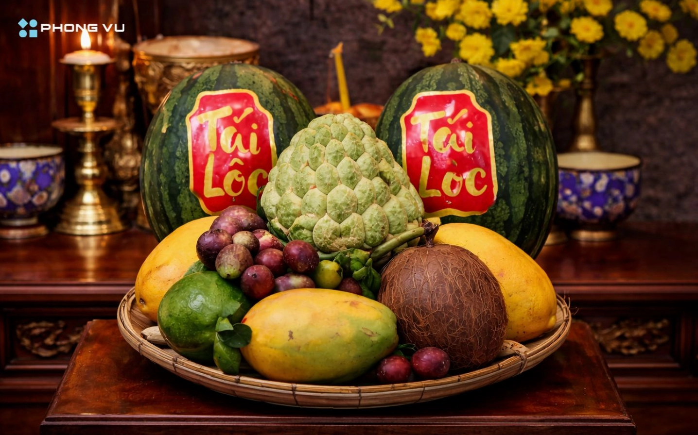 Cách bày mâm ngũ quả ngày Tết miền Nam với ước vọng Cầu - Dừa - Đủ - Xoài - Sung
