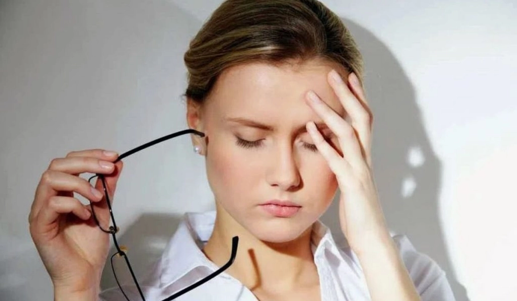 Dân gian cho rằng mỗi khung giờ nháy mắt trái nữ mang một điềm báo khác nhau