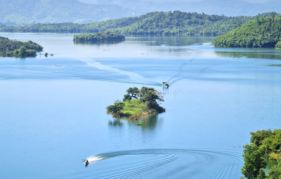 Dự kiến xã Đắk Som và xã Đắk R’măng, huyện Đắk Glong sẽ sáp nhập và lấy tên mới là xã Tà Đùng