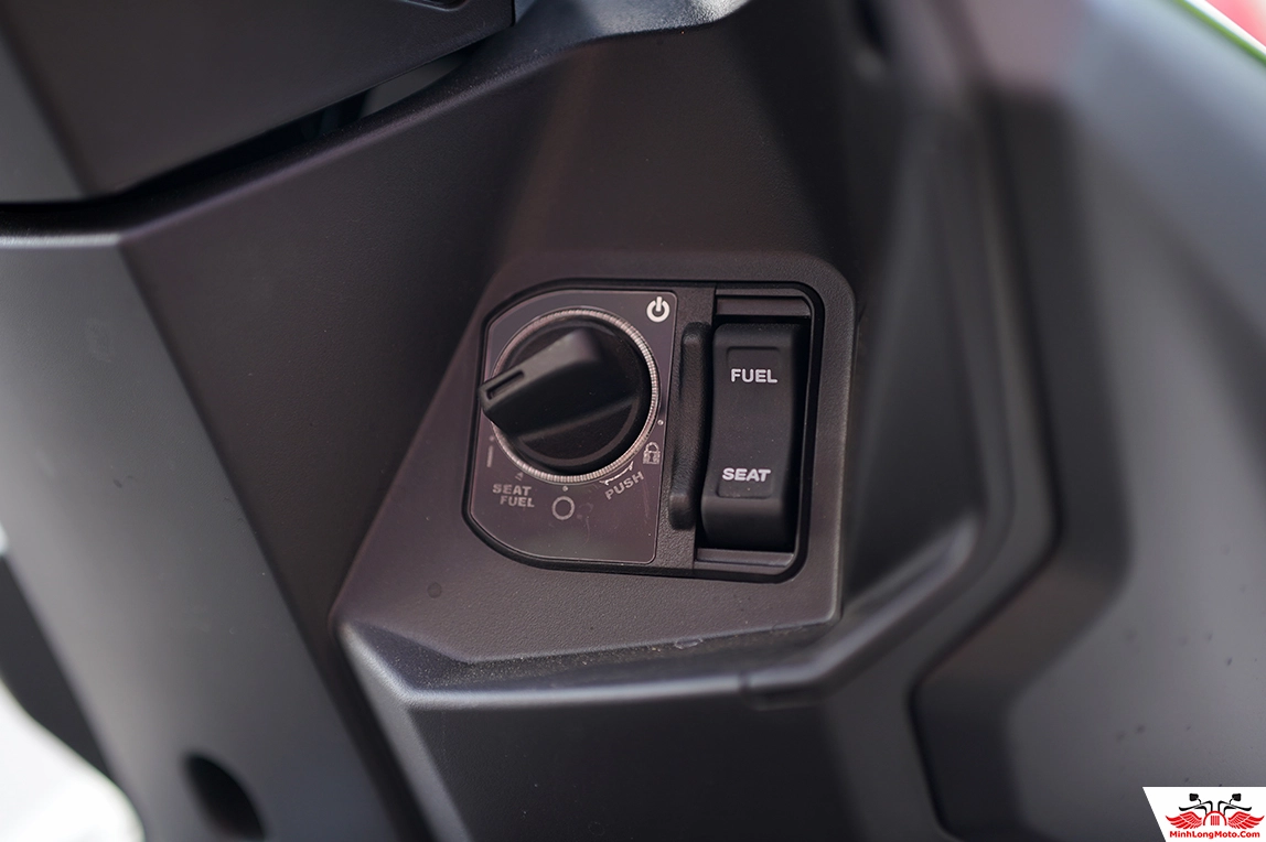 Hệ thống khóa thông minh Smartkey trên Air Blade 125