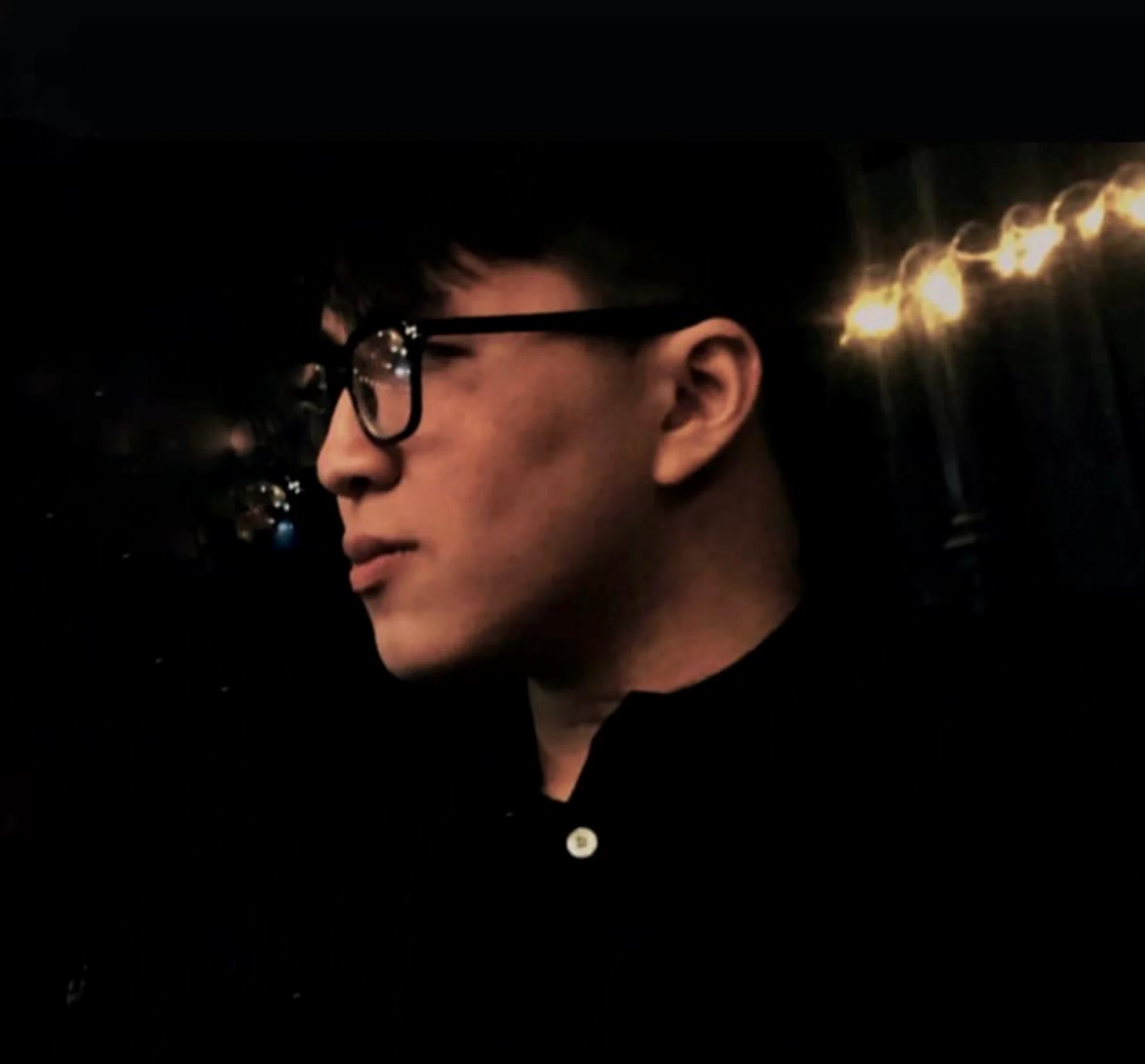 Hình ảnh ngọn lửa mang nhiều ý nghĩa tâm linh