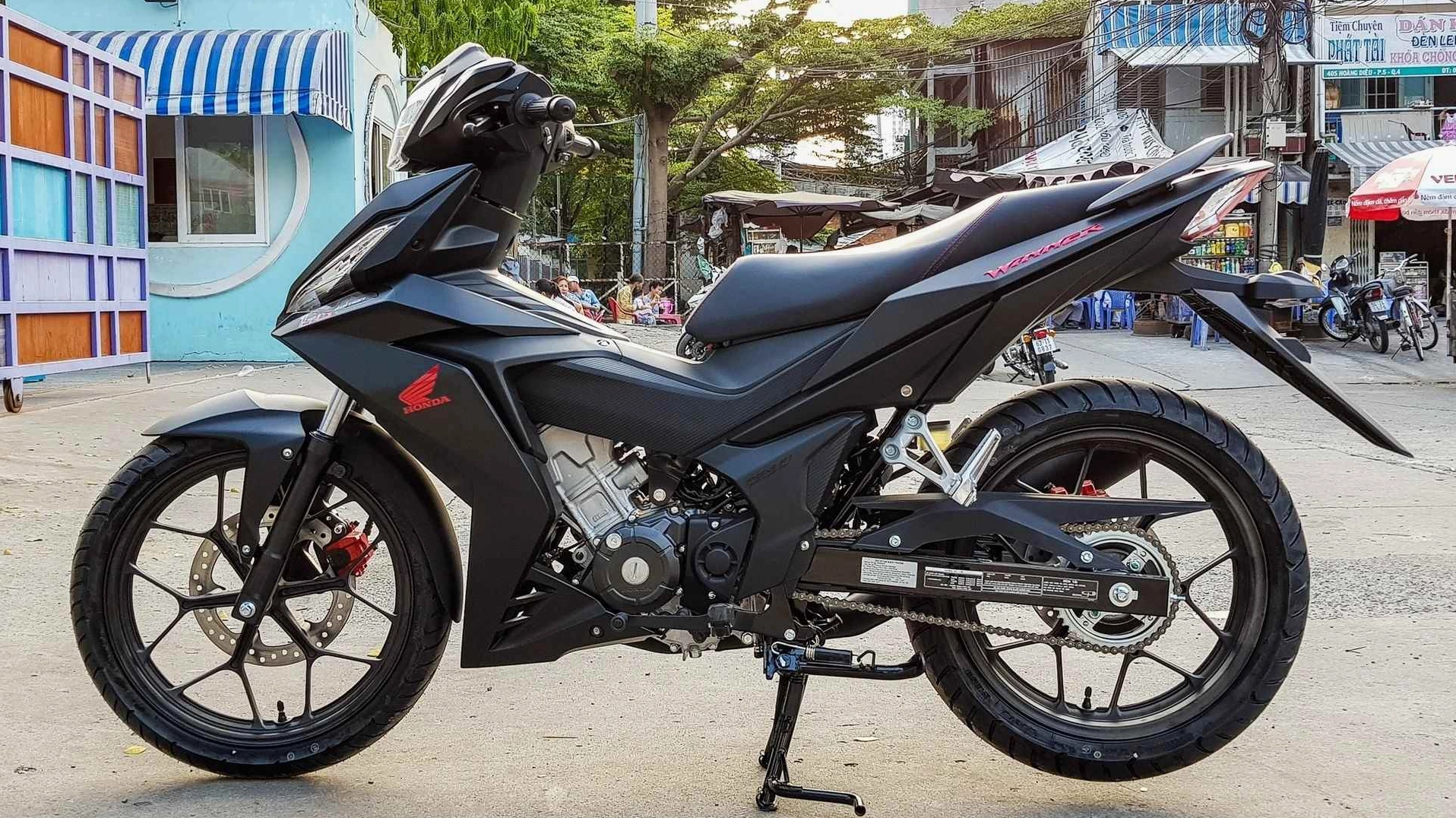 Honda Winner V1 sở hữu ngoại hình cực chiến