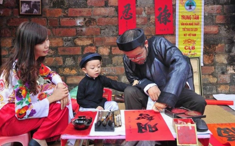 Khai bút nên hoàn thành trọn vẹn, tránh dở dang.