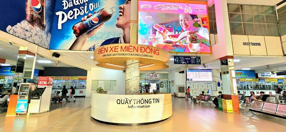 Không gian bên trong của bến xe Miền Đông cũ ngày nay rộng rãi và có nhiều tiện ích