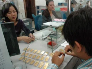 lai-suat-gui-vang-ngan-hang-vietcombank-2026-huong-dan-chi-t_192