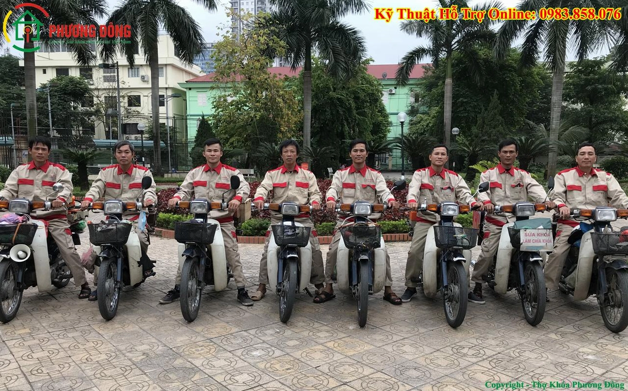 Liên hệ thợ sửa khóa chuyên nghiệp khi mất chìa khóa xe Vision.