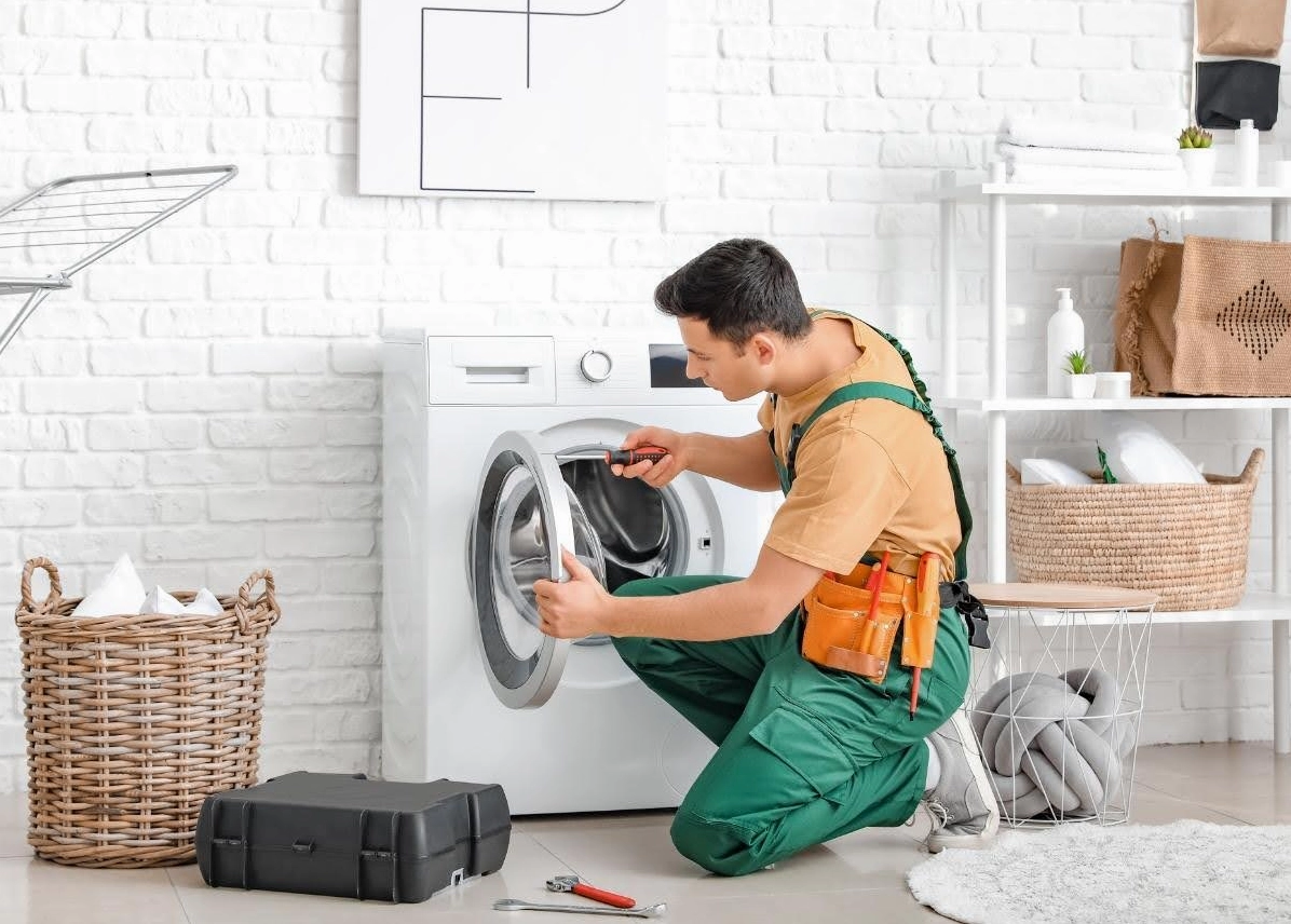 Lỗi bo mạch điều khiển trung tâm khiến máy giặt không nhận tín hiệu khóa cửa