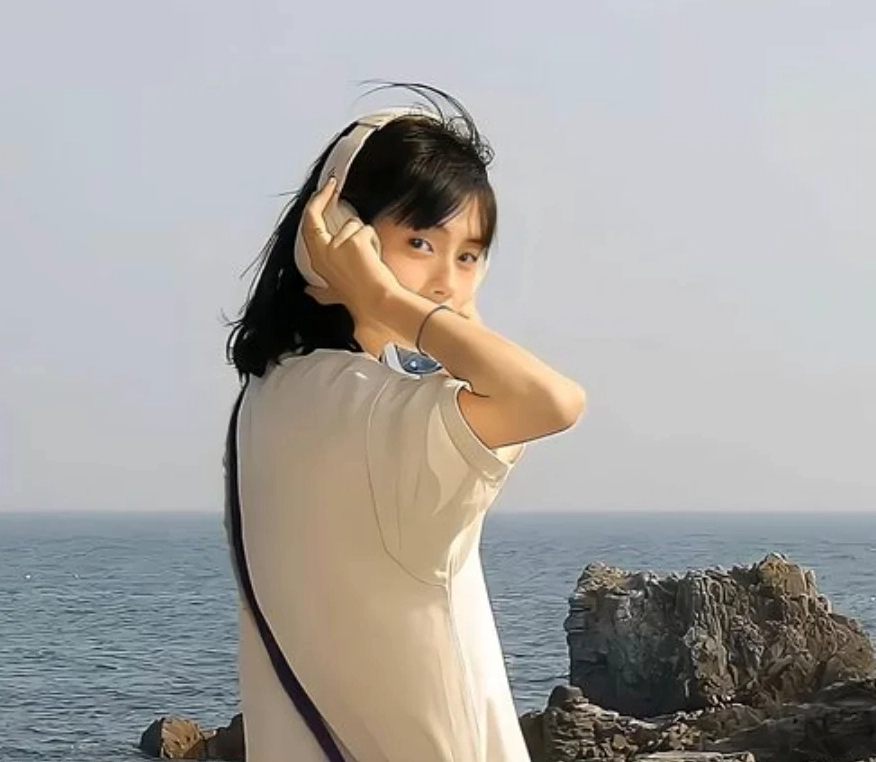 Ngọn lửa bùng cháy dữ dội trong giấc mơ