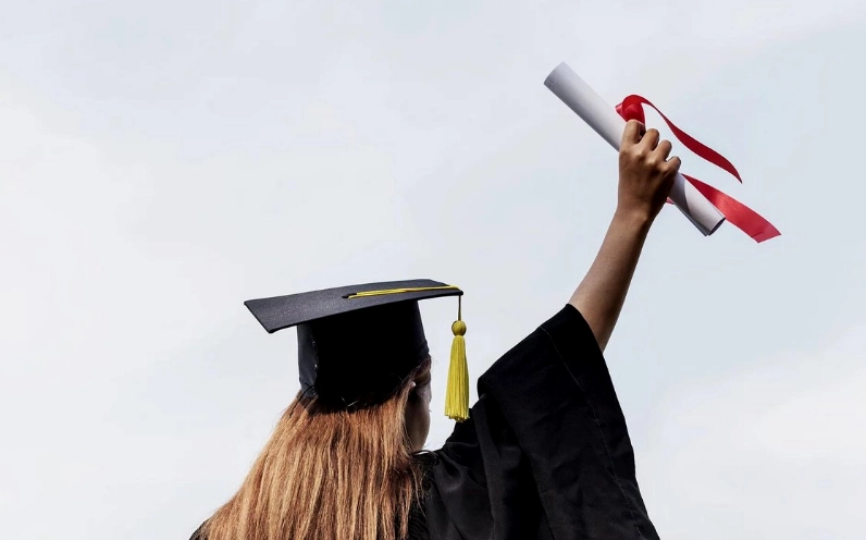 Phân biệt sự khác nhau giữa trình độ học vấn và trình độ chuyên môn