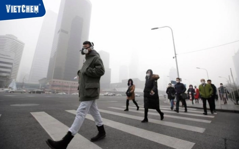 Sương mù và khói bụi công nghiệp che phủ bầu trời Bắc Kinh