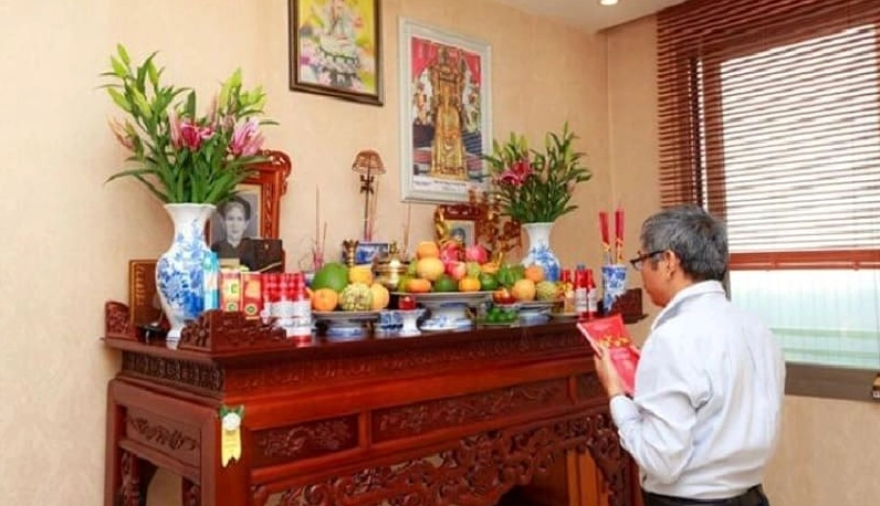 Tết Hàn Thực là một dịp quan trọng để con cháu thể hiện lòng biết ơn đối với tổ tiên