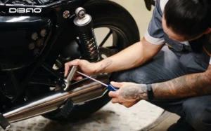 thay-doi-ket-cau-xe-may-phat-bao-nhieu-cap-nhat-muc-phat-202_966