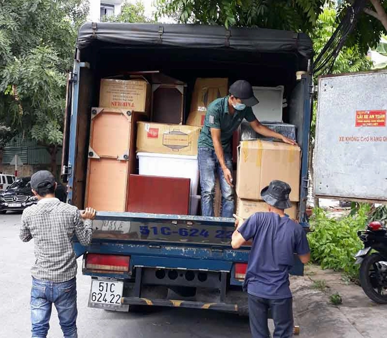 Thuê xe tải chuyển nhà trọn gói giá rẻ Hà Nội [Chỉ từ 250K]
