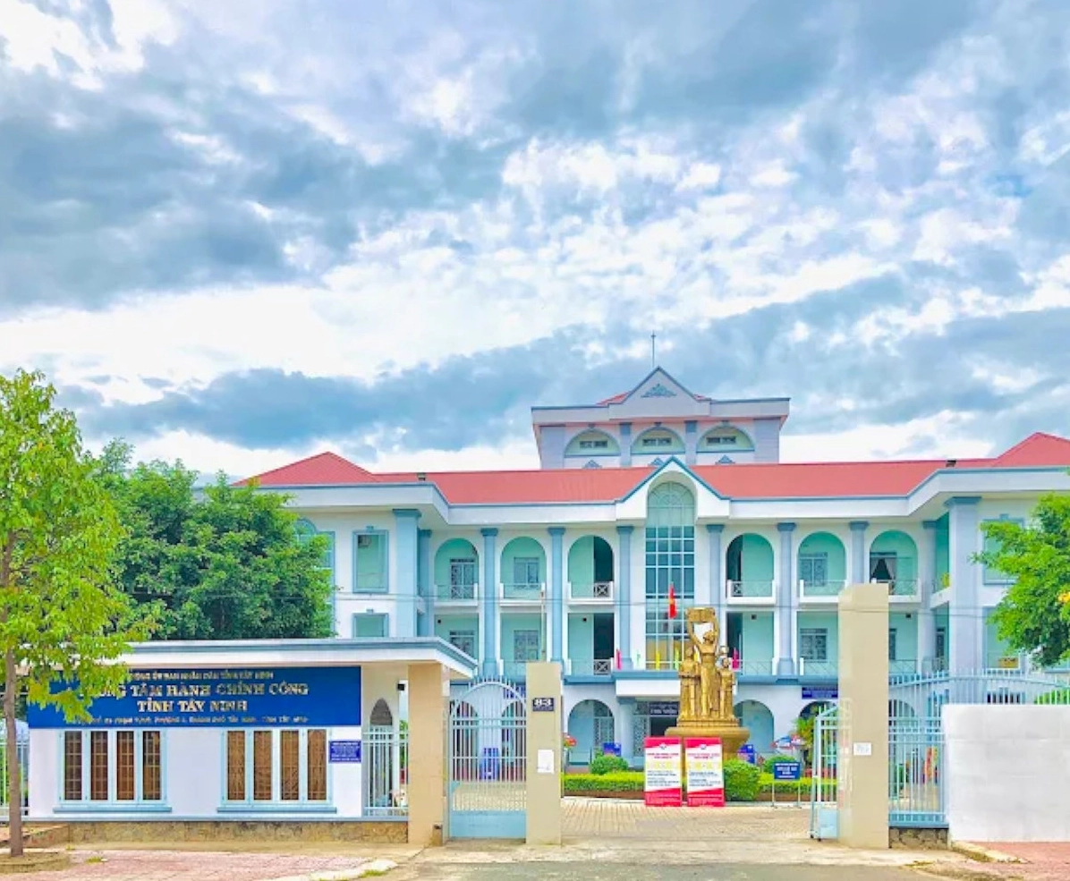 Trung tâm hành chính công tỉnh Tây Ninh