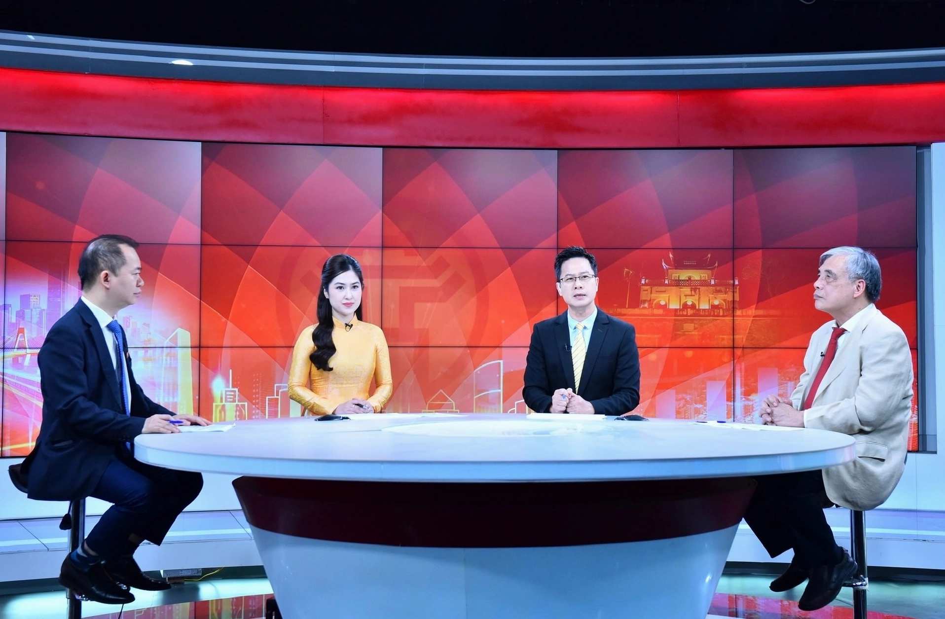 Văn hóa và niềm tin tâm linh luôn đóng vai trò là nền tảng vững chắc trong đời sống tinh thần của con người qua nhiều thế hệ