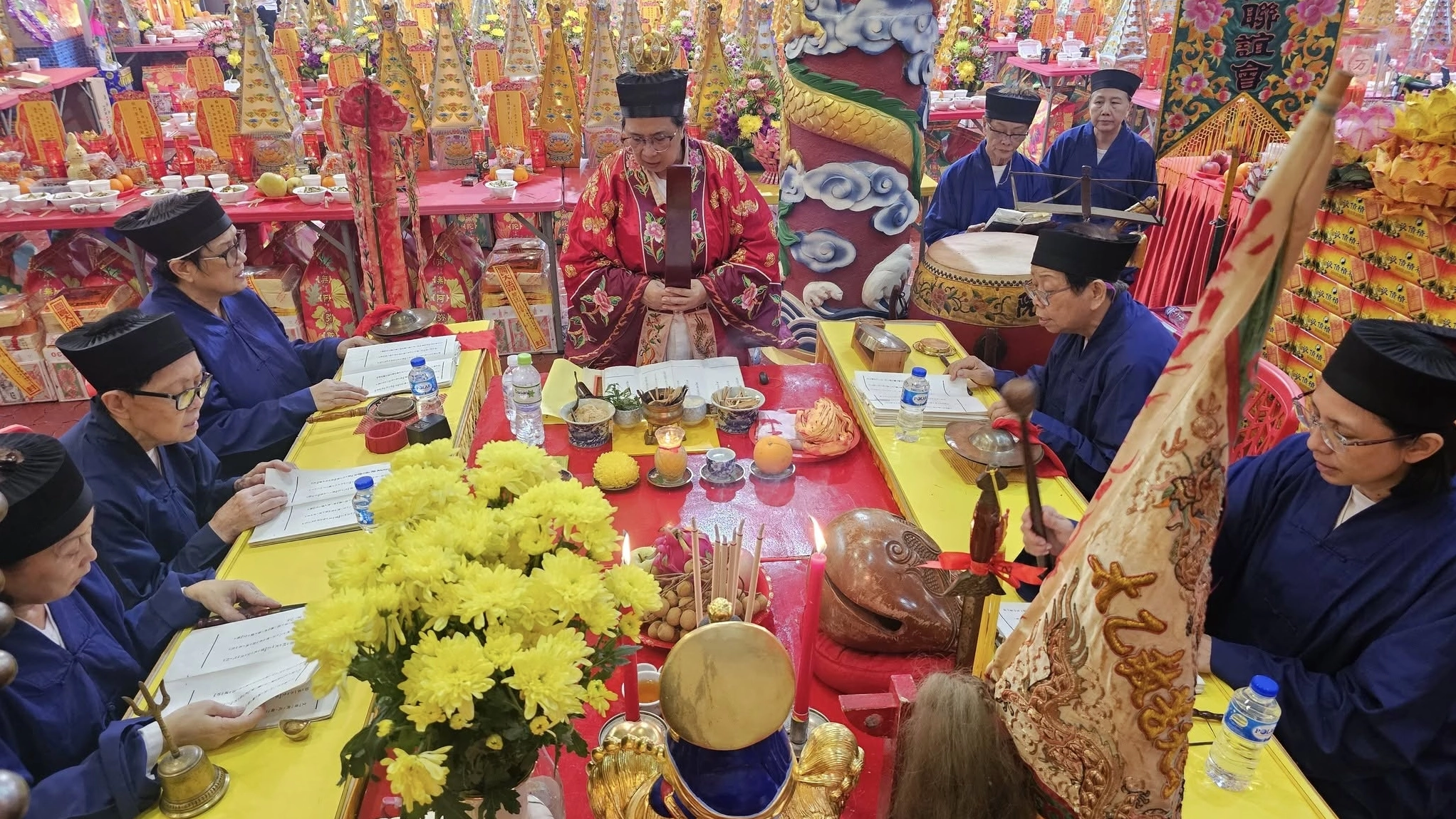 Văn khấn cúng bài cúng văn khấn xin gia tiên phù hộ