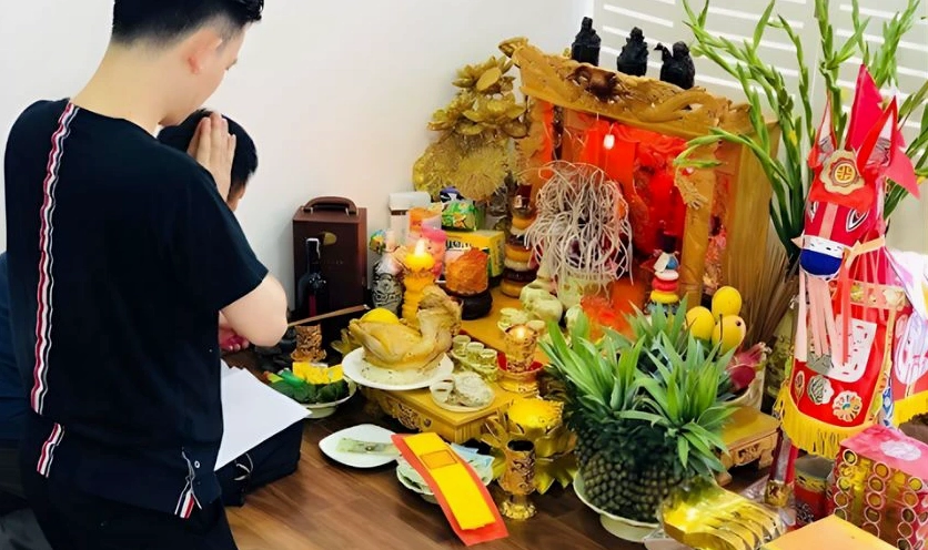 Văn khấn Thần Tài mồng 2 Tết 2026