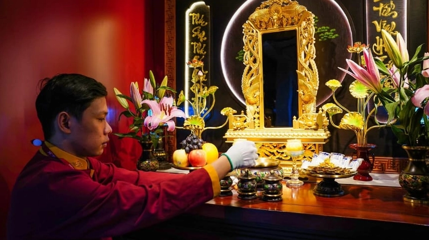 Vì sao cần cúng sau khi bao sái ban thờ gia tiên?